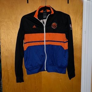 New York Knicks Women’s warm-up sweater